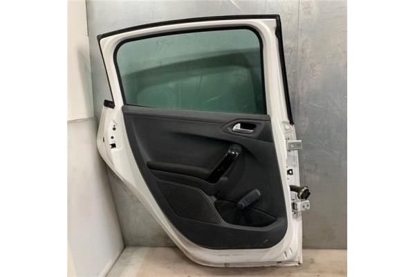 Recambio de puerta trasero izquierda para peugeot 208 1.4 active referencia OEM IAM 9671907580 5509103 