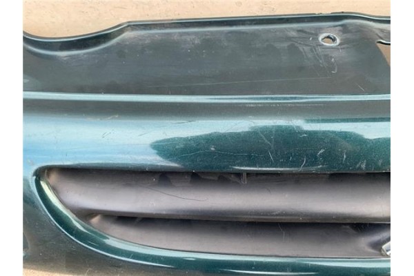 Recambio de rejilla capo para citroen saxo referencia OEM IAM 7804J3  7804F7 , CITROËN