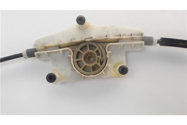 Recambio de mecanismo elevalunas delantero izquierdo para citroen c4 coupe referencia OEM IAM 997018102 996385101 