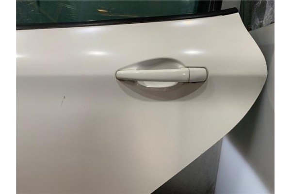 Recambio de puerta trasero izquierda para peugeot 208 1.4 active referencia OEM IAM 9671907580 5509103 