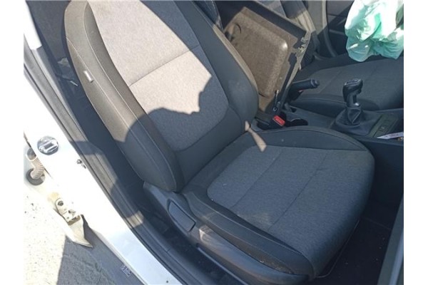 Recambio de asiento delantero derecho para kia stonic (ybcuv) 1.0 edition 7 referencia OEM IAM 88400H8080CUA  