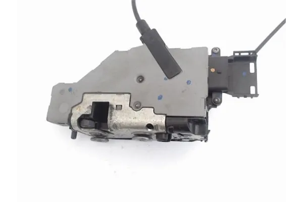 Recambio de cierre electromagnetico trasero derecho para citroen c4 picasso 1.6 hdi referencia OEM IAM 24087816 24091816 