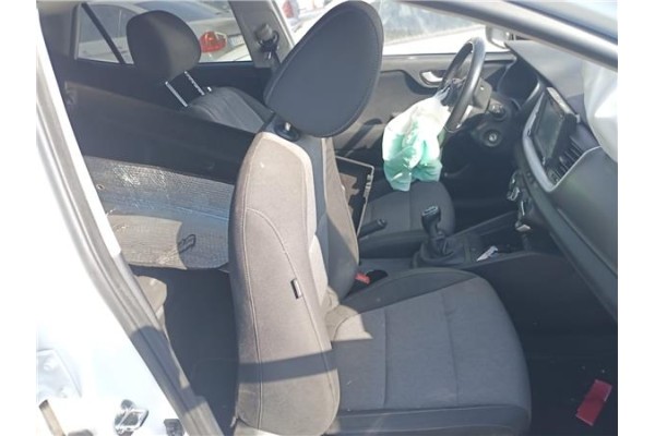 Recambio de asiento delantero derecho para kia stonic (ybcuv) 1.0 edition 7 referencia OEM IAM 88400H8080CUA  