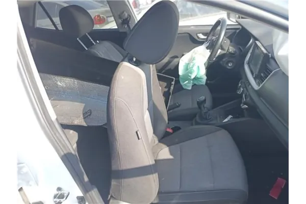 Recambio de asiento delantero derecho para kia stonic (ybcuv) 1.0 edition 7 referencia OEM IAM 88400H8080CUA  