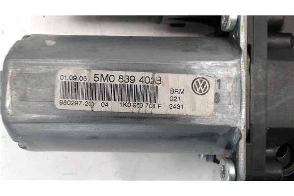 Recambio de motor elevalunas trasero derecho para volkswagen golf v plus (5m1) 2.0 tdi 16v referencia OEM IAM 5m0839402b  