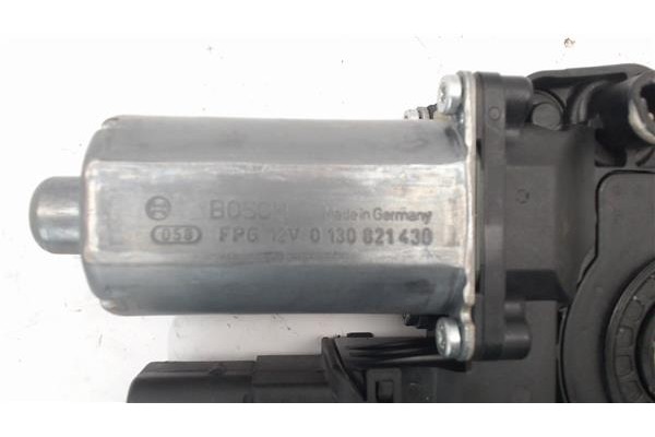 Recambio de motor elevalunas trasero derecho para volkswagen golf v plus (5m1) 2.0 tdi 16v referencia OEM IAM 5m0839402b  