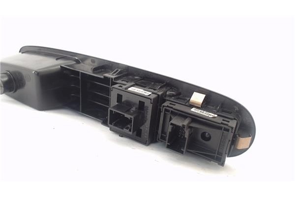 Recambio de mando elevalunas delantero izquierdo para fiat punto / grande punto (199) 1.4 referencia OEM IAM 735500050  
