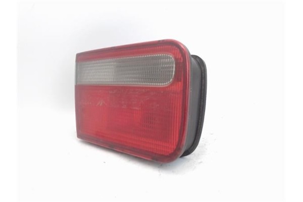 Recambio de piloto porton trasero izquierdo para honda accord berlina (cc/ce) referencia OEM IAM 23622600  