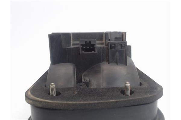 Recambio de piloto porton trasero izquierdo para honda accord berlina (cc/ce) referencia OEM IAM 23622600  