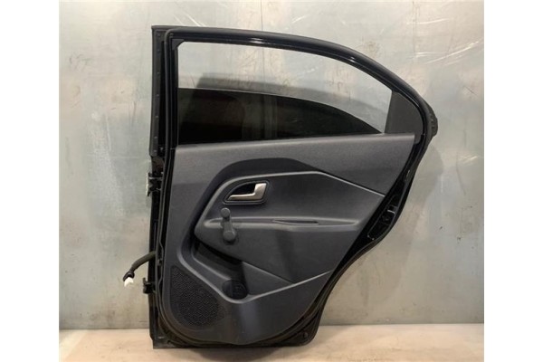 Recambio de puerta trasero derecha para kia rio (ub) 1.2 basic referencia OEM IAM 770041W210  