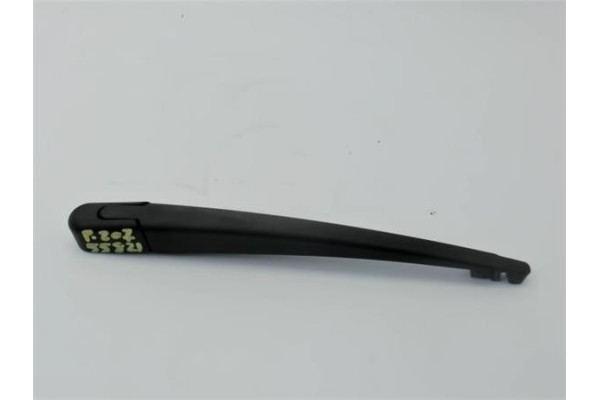 Recambio de brazo limpiaparabrisas trasero para peugeot 207 1.6 confort referencia OEM IAM   