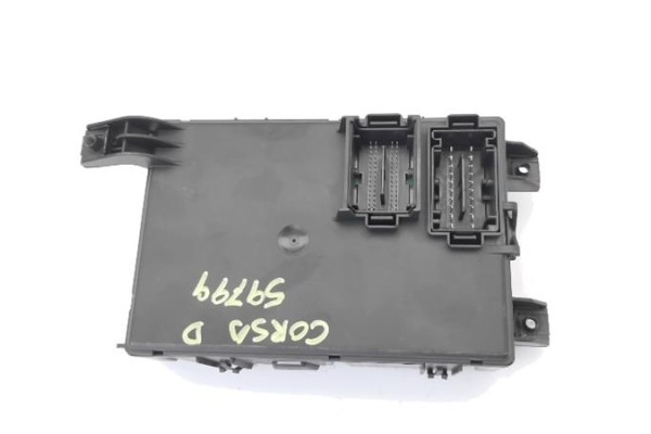 Recambio de caja fusibles/rele para opel corsa d 1.2 referencia OEM IAM 93189211  