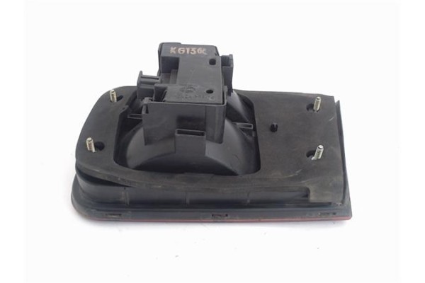 Recambio de piloto porton trasero izquierdo para honda accord berlina (cc/ce) referencia OEM IAM 23622600  