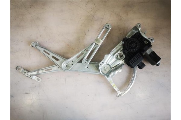 Recambio de mecanismo elevalunas delantero izquierdo para opel zafira a 2.0 dti 16v referencia OEM IAM 90579571  