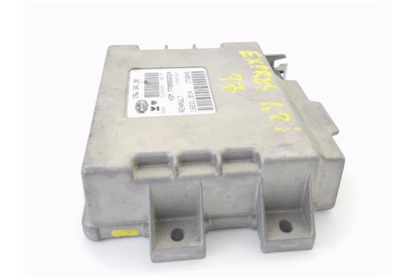 Recambio de centralita para renault rapid /express (f40) 1.1 1.4 kombi referencia OEM IAM 7700860324 IAW6R30 