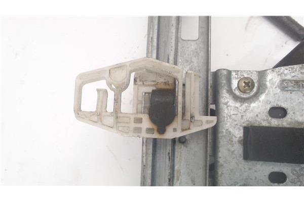 Recambio de mecanismo elevalunas delantero izquierdo para peugeot 206 referencia OEM IAM   