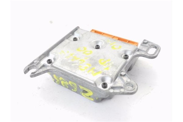 Recambio de centralita airbag para renault megane i (ba0/1_) referencia OEM IAM 8200117651A 600639400 
