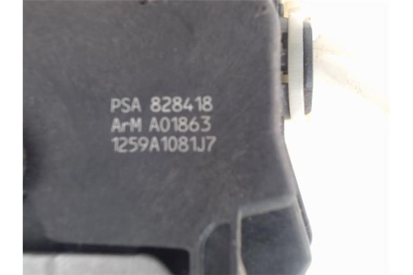 Recambio de cierre electromagnetico delantero izquierdo para peugeot partner tepee 1.6 hdi referencia OEM IAM 828418 9836252980 