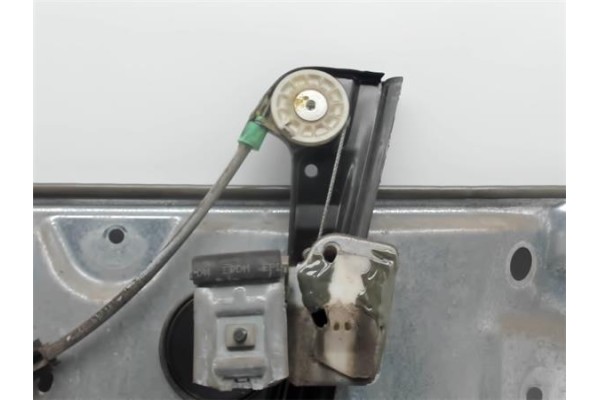 Recambio de elevalunas electrico delantero izquierdo para volkswagen polo iv (9n1) 1.4 gt referencia OEM IAM 6Q3837401H  