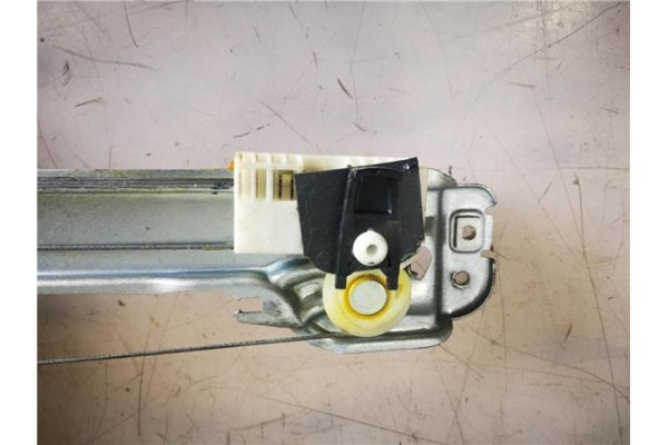 Recambio de mecanismo elevalunas trasero derecho para renault clio iii 1.5 dci (br17, cr17) referencia OEM IAM 8200291153  