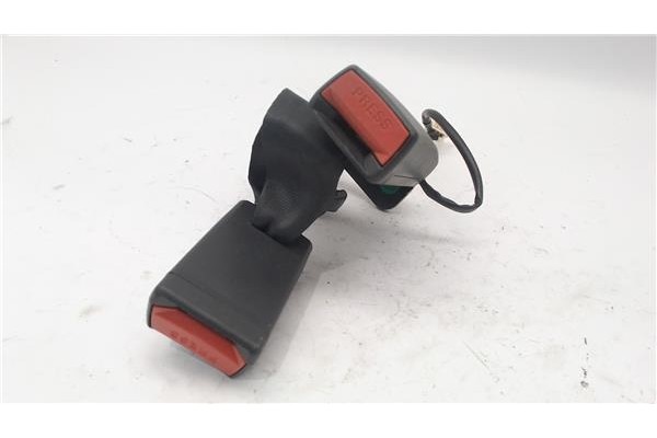 Recambio de anclaje cinturon trasero derecho para kia rio (ub) 1.2 basic referencia OEM IAM 898401W200HU  