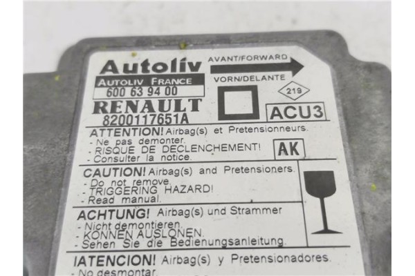 Recambio de centralita airbag para renault megane i (ba0/1_) referencia OEM IAM 8200117651A 600639400 