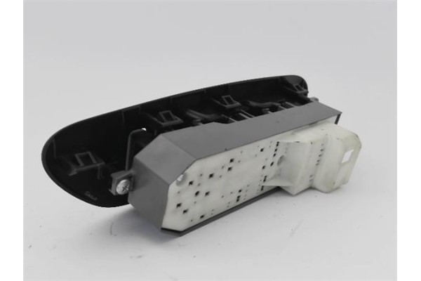 Recambio de mando elevalunas delantero izquierdo para toyota auris (e15) 2.0 d-4d referencia OEM IAM 8404002080  