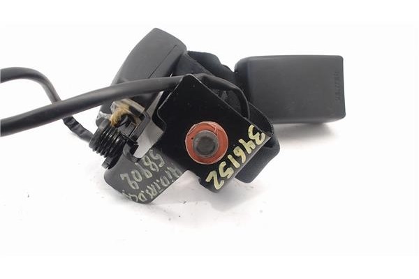 Recambio de anclaje cinturon trasero derecho para kia rio (ub) 1.2 basic referencia OEM IAM 898401W200HU  