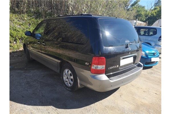 kia carnival del año 2005