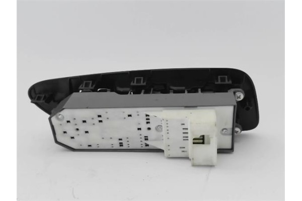 Recambio de mando elevalunas delantero izquierdo para toyota auris (e15) 2.0 d-4d referencia OEM IAM 8404002080  