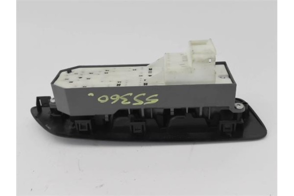 Recambio de mando elevalunas delantero izquierdo para toyota auris (e15) 2.0 d-4d referencia OEM IAM 8404002080  