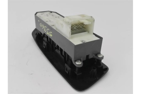 Recambio de mando elevalunas delantero izquierdo para toyota auris (e15) 2.0 d-4d referencia OEM IAM 8404002080  