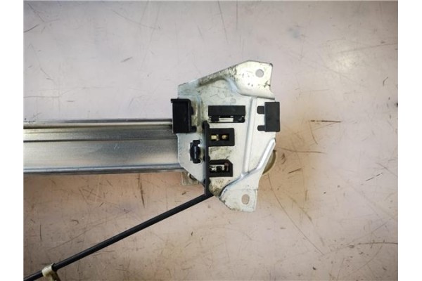Recambio de mecanismo elevalunas delantero derecho para mitsubishi space wagon (n80/n90) 2.4 referencia OEM IAM MR415428  