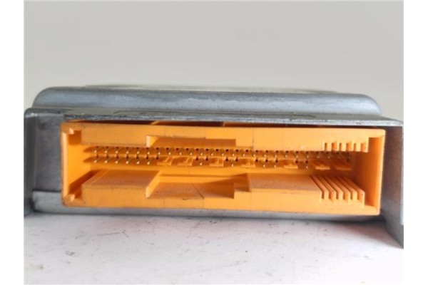Recambio de centralita airbag para renault megane i (ba0/1_) referencia OEM IAM 8200117651A 600639400 