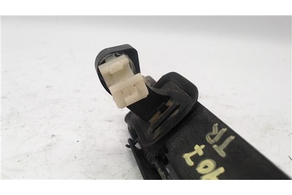 Recambio de maneta exterior porton para mazda 2 (b2w) 1.6 referencia OEM IAM D35062410A  