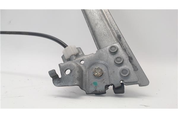 Recambio de mecanismo elevalunas delantero izquierdo para citroen xsara coupe referencia OEM IAM 400594R  