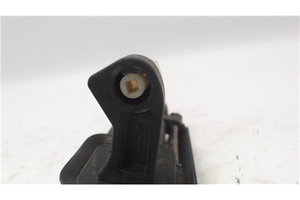 Recambio de maneta exterior porton para mazda 2 (b2w) 1.6 referencia OEM IAM D35062410A  