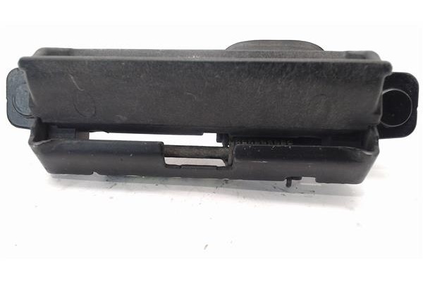 Recambio de maneta exterior porton para mazda 2 (b2w) 1.6 referencia OEM IAM D35062410A  