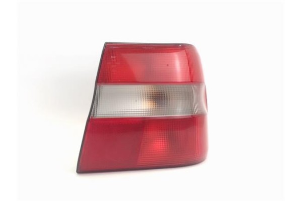Recambio de piloto trasero derecho para volvo s70 berlina referencia OEM IAM  9151482 
