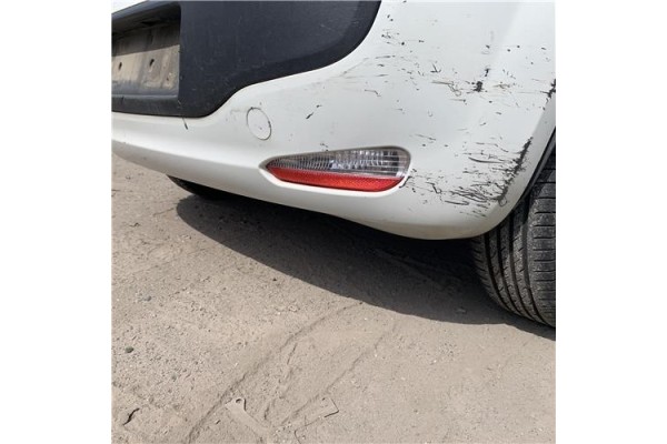 Recambio de paragolpes trasero para fiat punto / grande punto (199) 1.4 referencia OEM IAM 735516621  