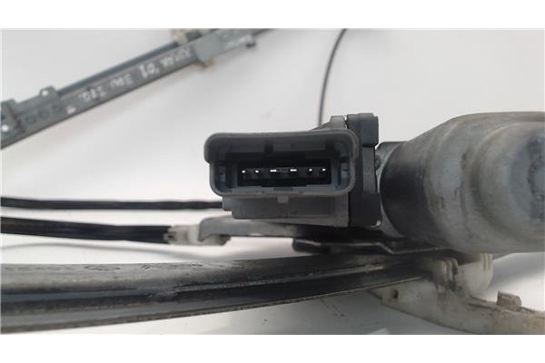 Recambio de mecanismo elevalunas delantero izquierdo para citroen xsara coupe referencia OEM IAM 400594R  