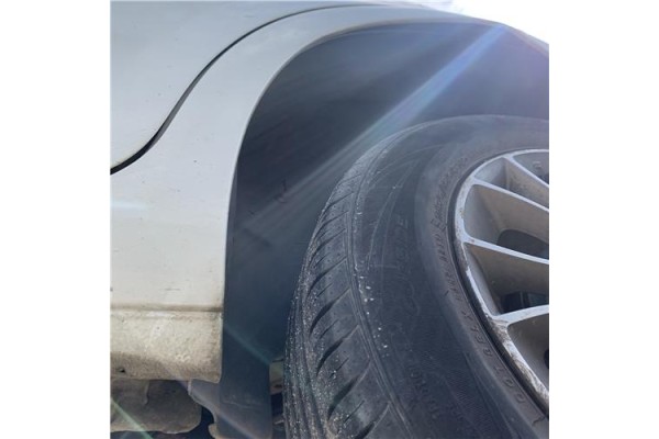Recambio de pase rueda trasero izquierdo para fiat punto / grande punto (199) 1.4 referencia OEM IAM 51782377  