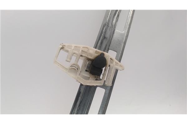Recambio de mecanismo elevalunas delantero izquierdo para peugeot 206 referencia OEM IAM 9221E4  