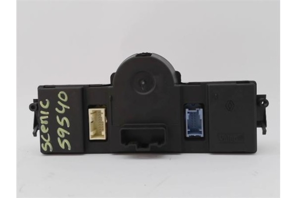 Recambio de mandos climatizador para renault scenic ii (jm) 1.9 dci (jm12, jm0g) referencia OEM IAM 7701208975  