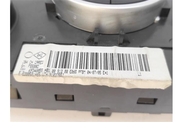 Recambio de mandos climatizador para renault scenic ii (jm) 1.9 dci (jm12, jm0g) referencia OEM IAM 7701208975  