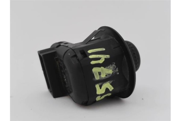 Recambio de mando retrovisor electrico para land rover discovery 2.7 td referencia OEM IAM YUF500010PVJ  