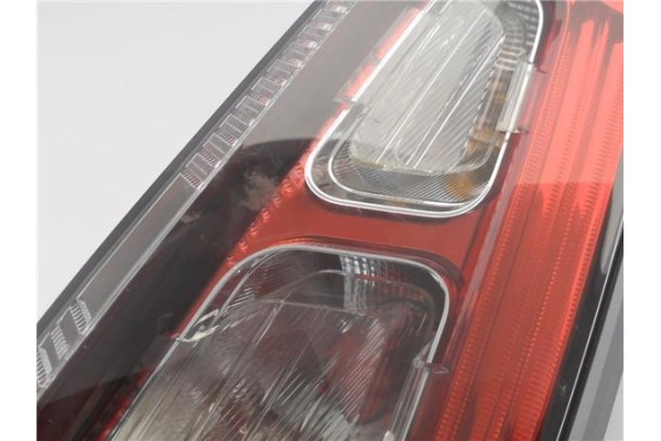 Recambio de piloto trasero derecho para fiat punto / grande punto (199) 1.4 referencia OEM IAM 51895397 20391999 