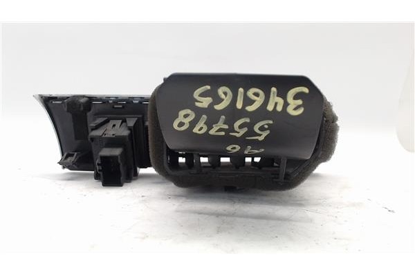 Recambio de rejilla entrada de aire para audi a6 avant (4f5) 2.8 fsi referencia OEM IAM 4f1820901d  