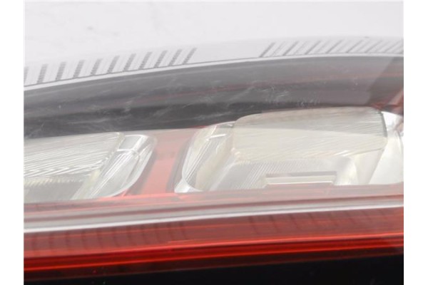 Recambio de piloto trasero izquierdo para fiat punto / grande punto (199) 1.4 referencia OEM IAM 51895399 02040199900010 