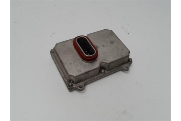 Recambio de centralita xenon para mercedes-benz clase e (bm 211) berlina referencia OEM IAM 5DF00827900 A0028202426 